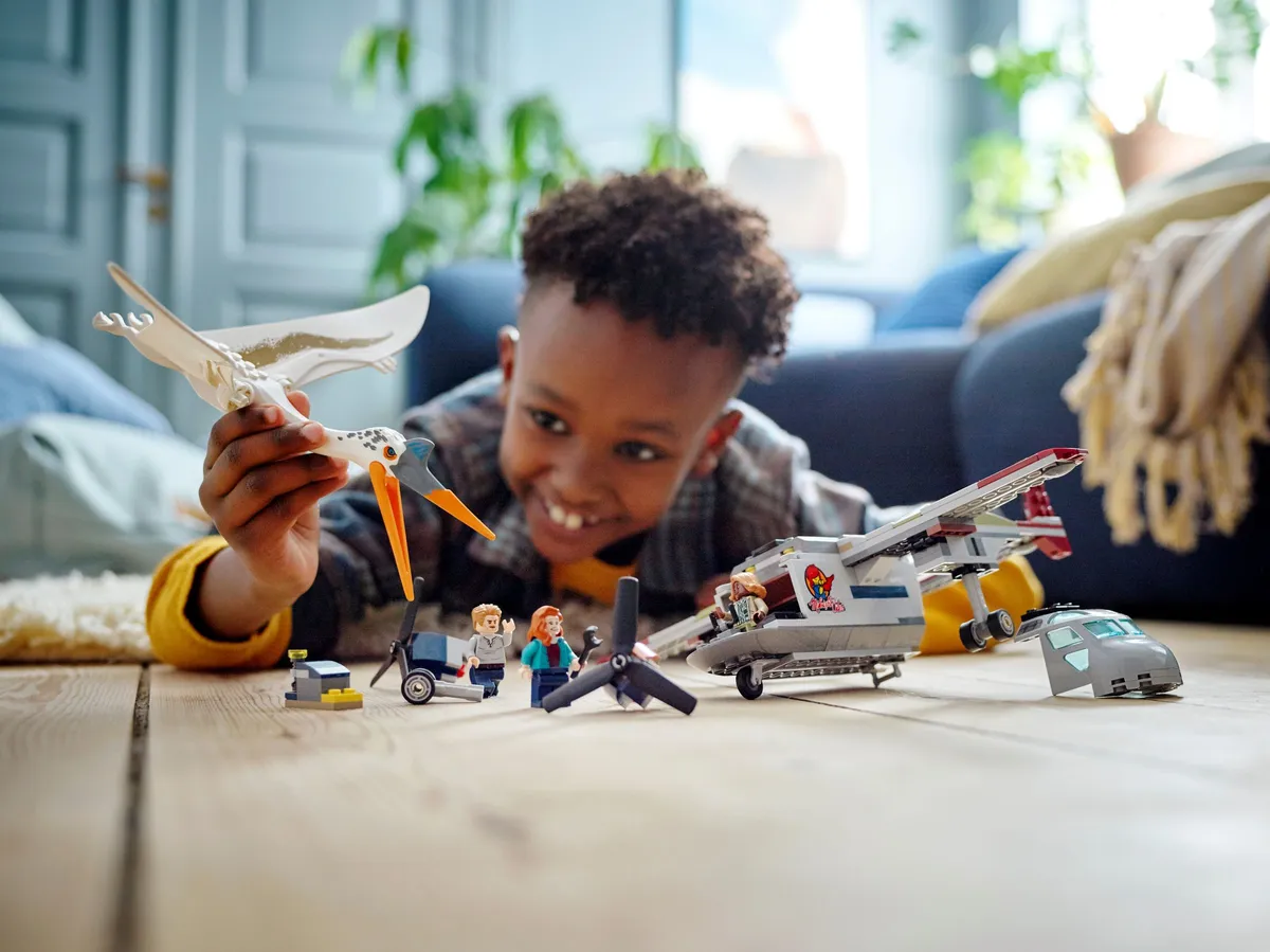 LEGO Quetzalcoatlus Plane Ambush (76947) - Bild 5