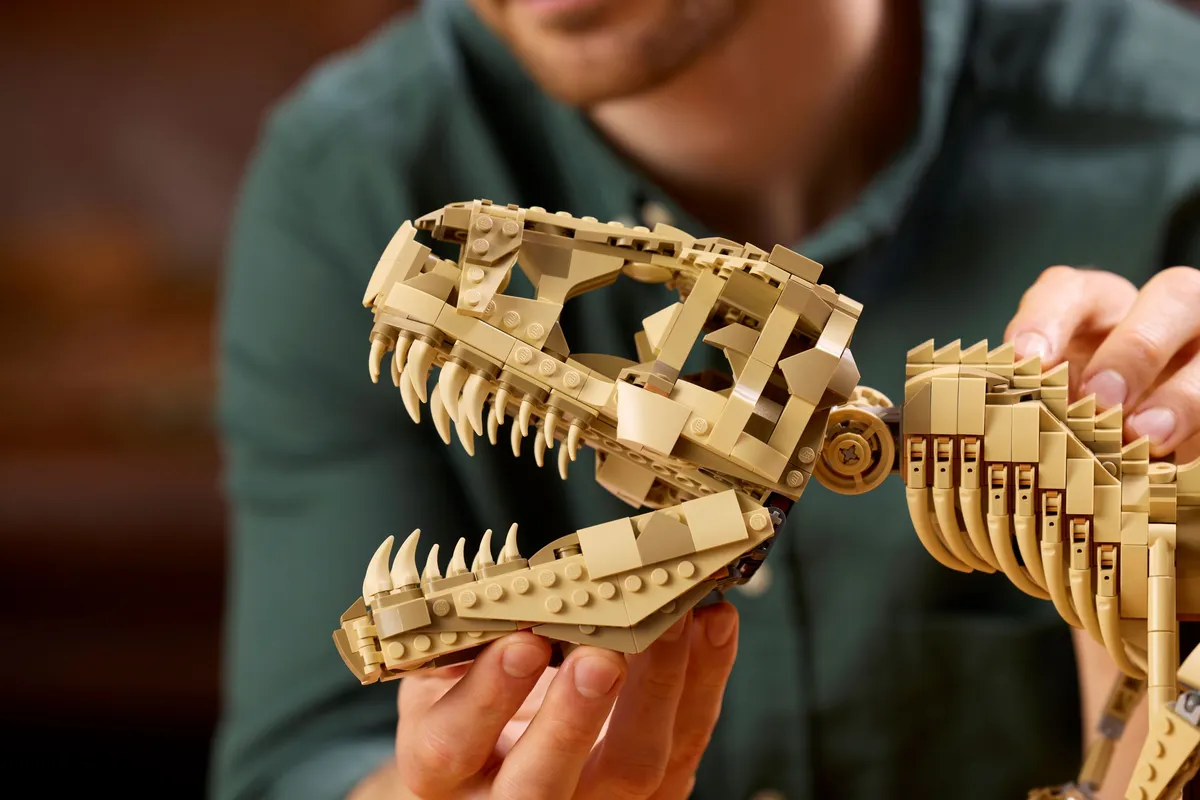 LEGO Dinosaur Fossils: Tyrannosaurus rex (76968) - image 7