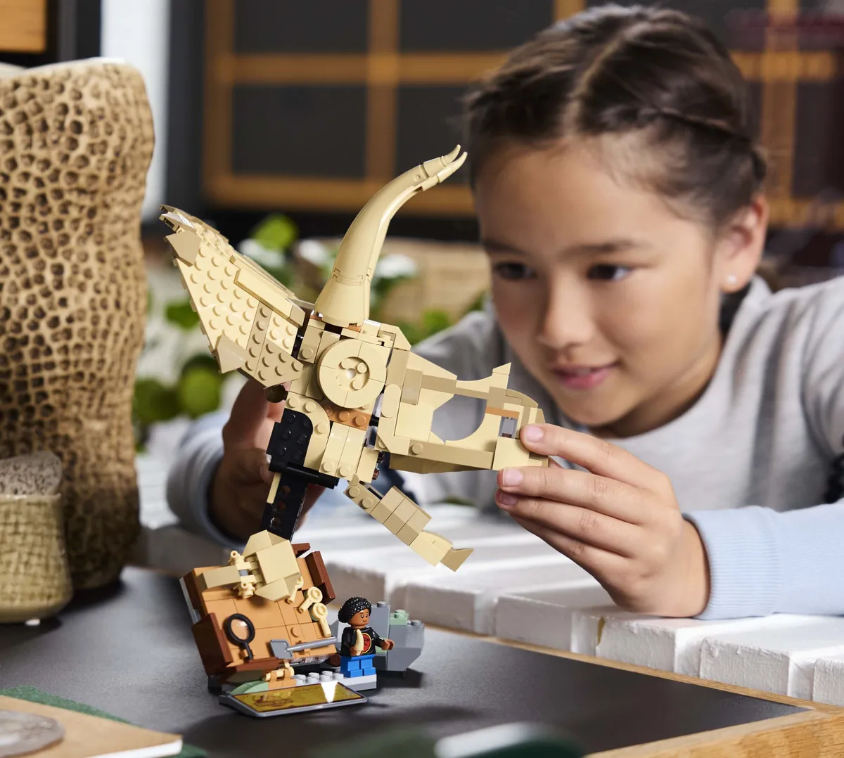 LEGO Dinosaur Fossils: Triceratops Skull (76969) - image 4