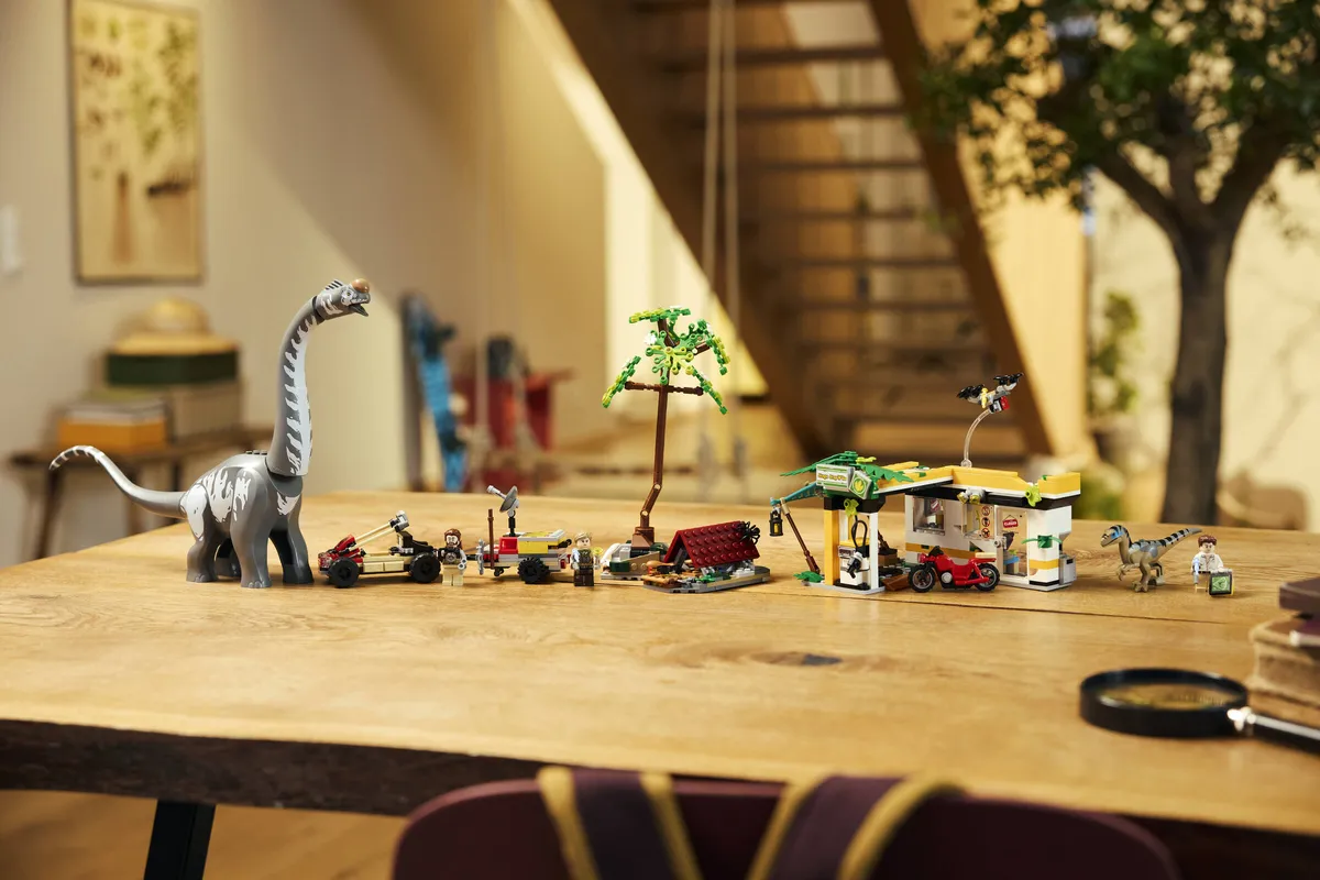LEGO Raptor & Titanosaurus Tracking Mission (76973) - afbeelding 8