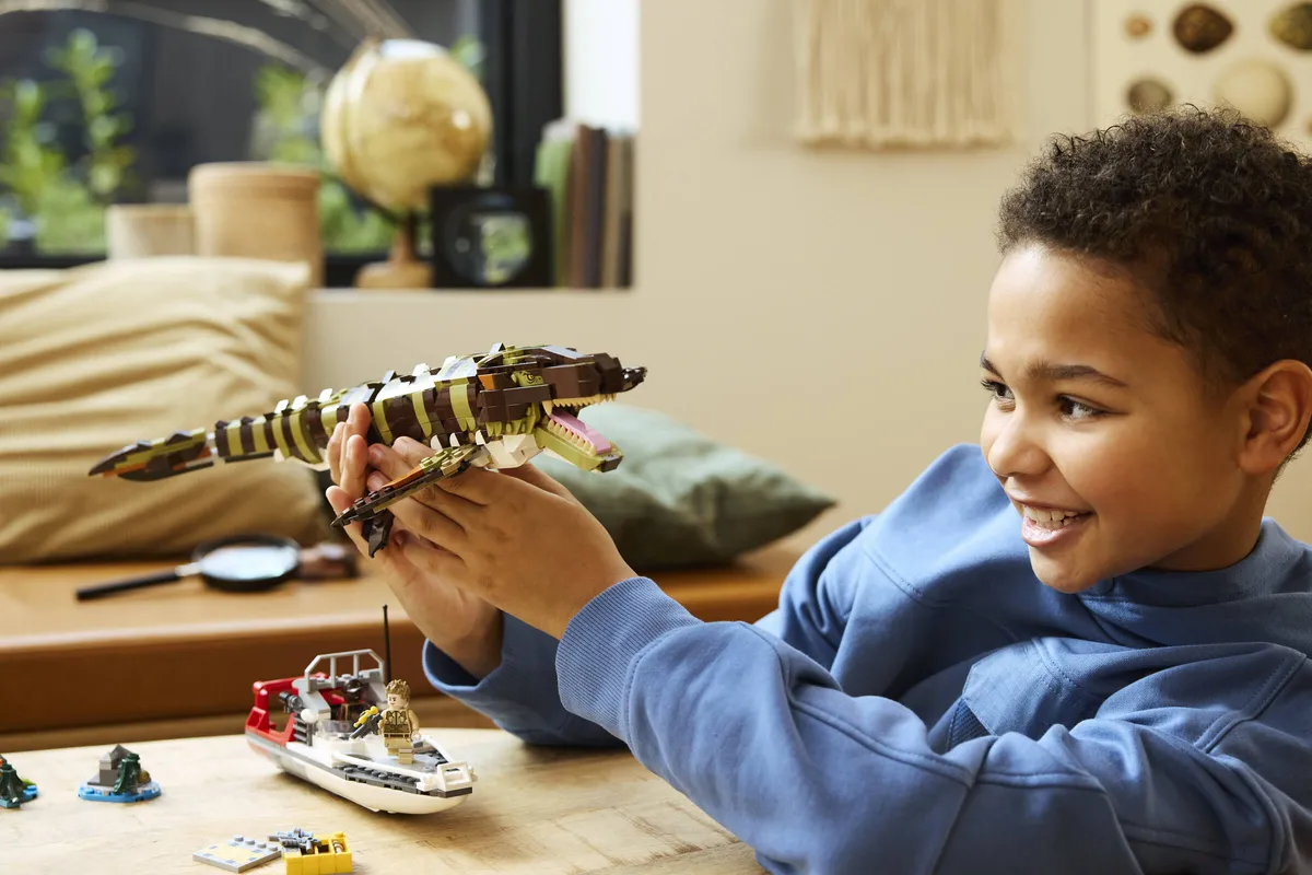 LEGO Brick-Built Mosasaurus Boat Mission (76974) - image 2