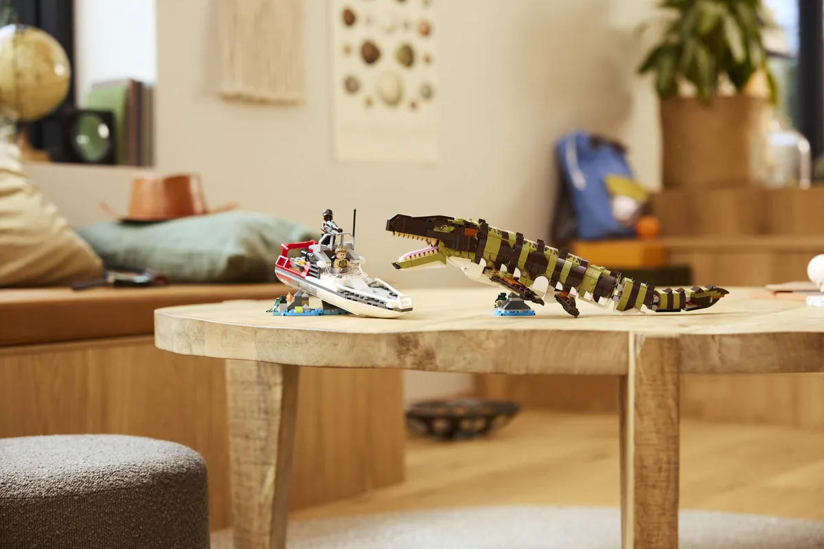 LEGO Brick-Built Mosasaurus Boat Mission (76974) - image 4