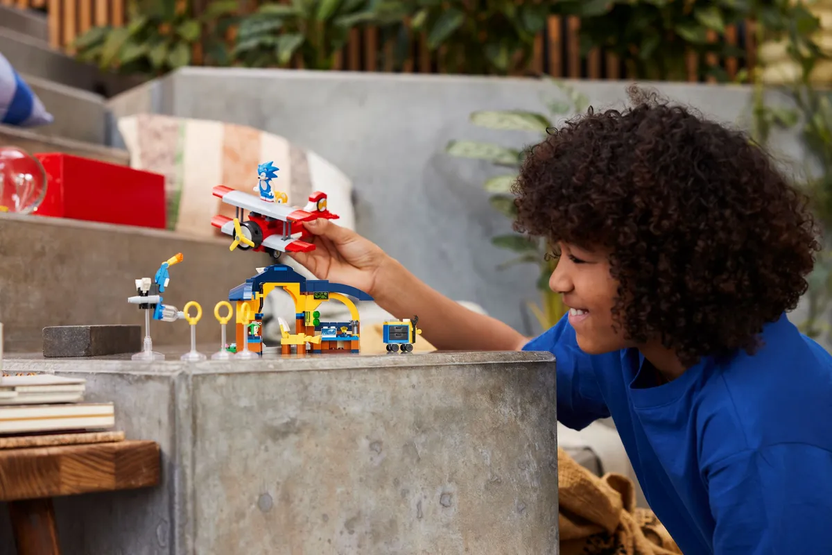LEGO Tails' Workshop and Tornado Plane (76991) - Bild 7