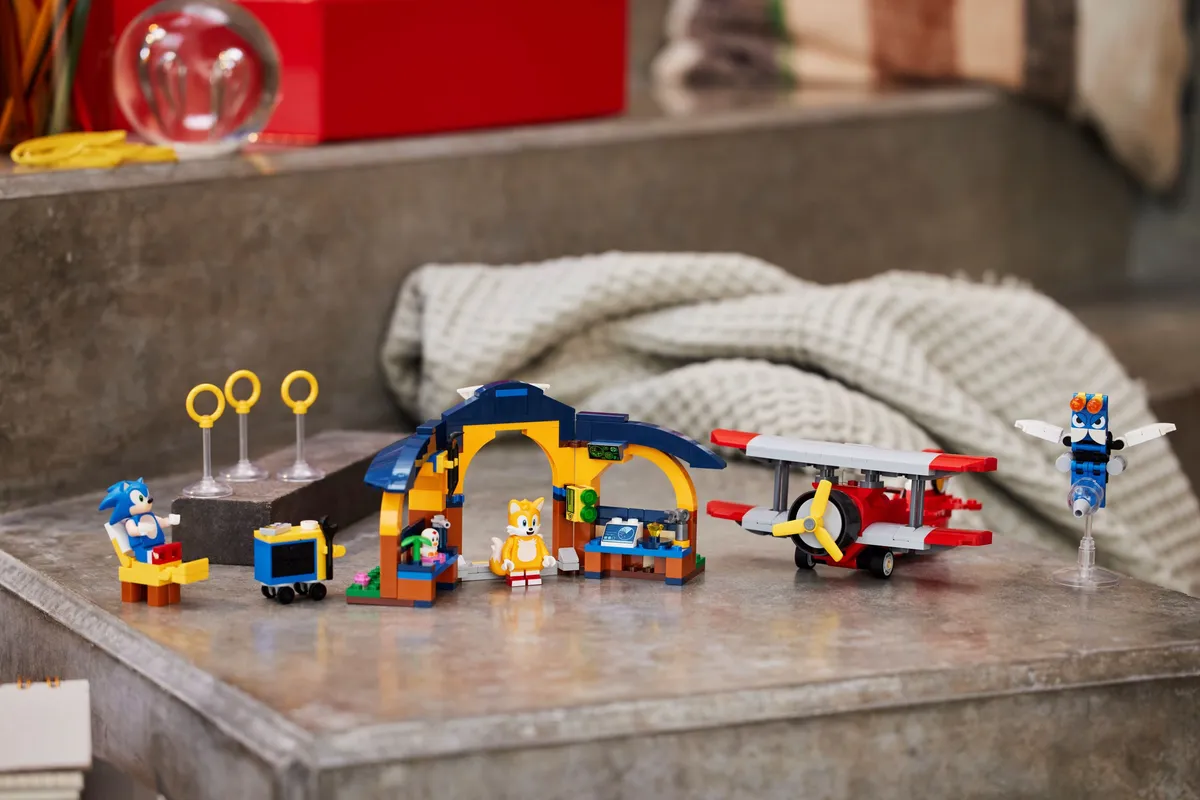 LEGO Tails' Workshop and Tornado Plane (76991) - Bild 8