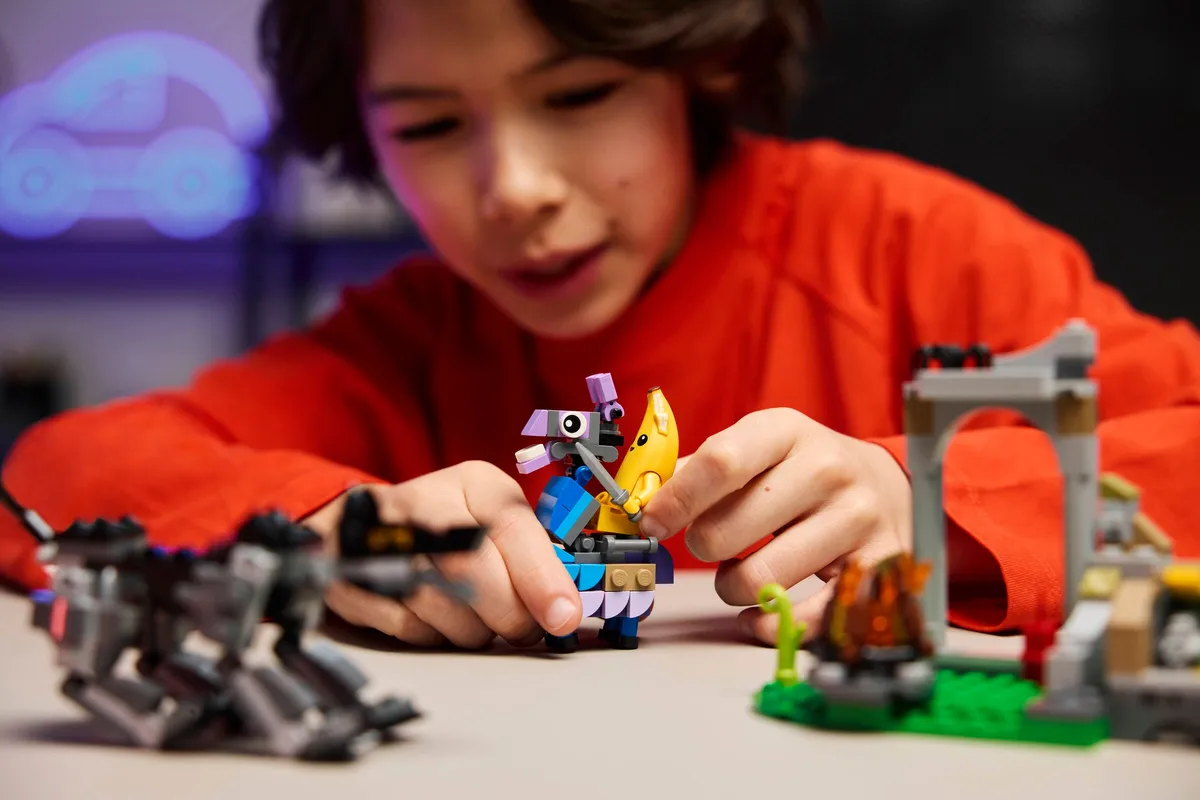 LEGO Peely & Sparkplug's Camp (77075) - Bild 7
