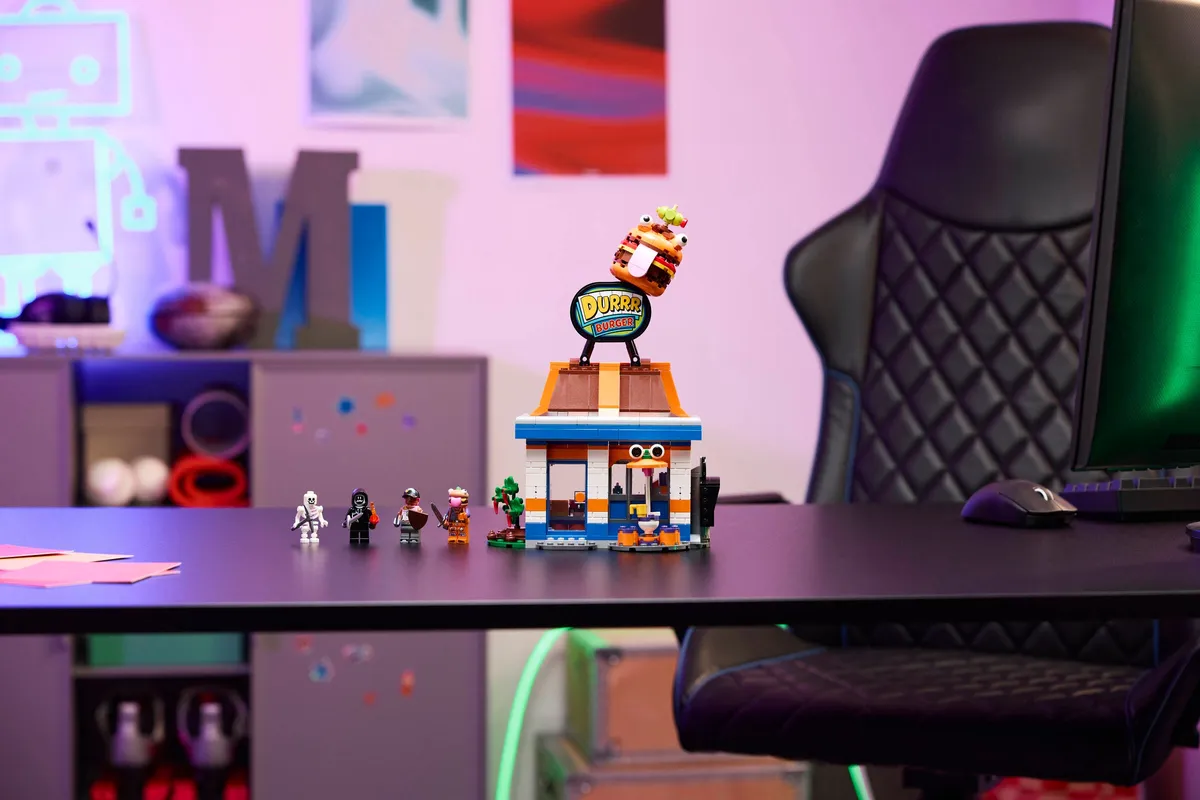 LEGO Durrr Burger Restaurant (77076) - image 7