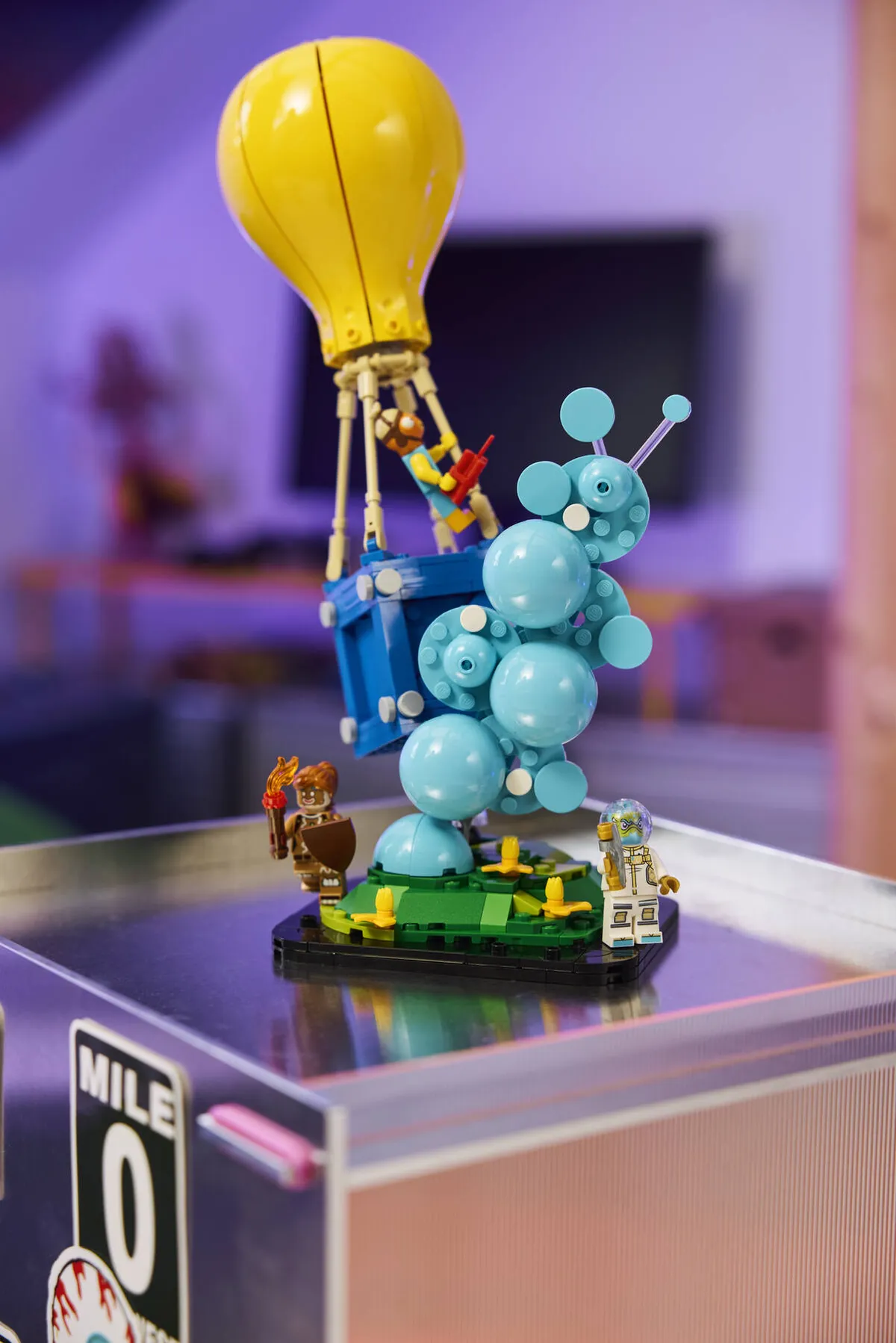 LEGO Supply Drop (77080) - image 11