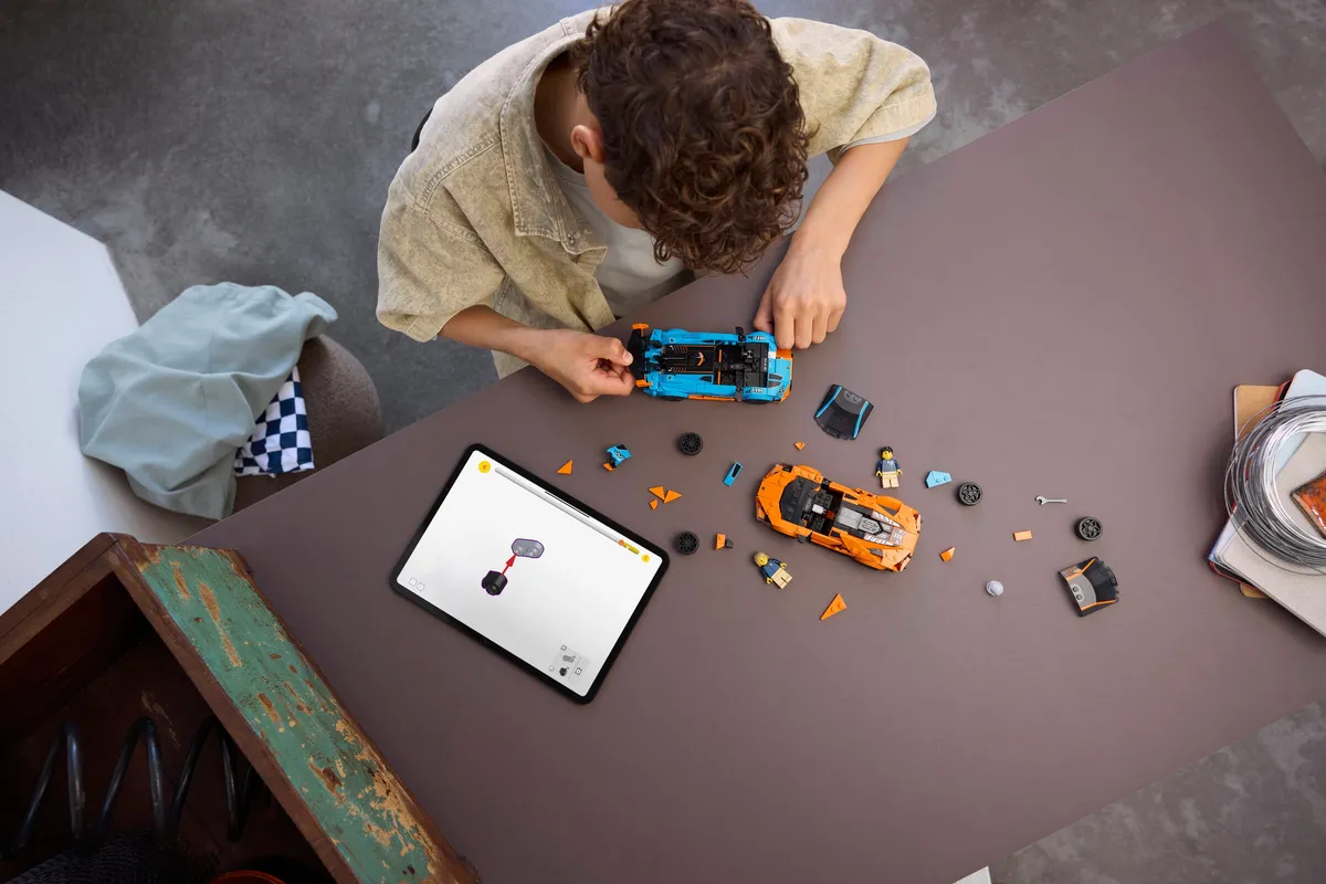 LEGO Lamborghini Revuelto & Huracán STO (77238) - Bild 8
