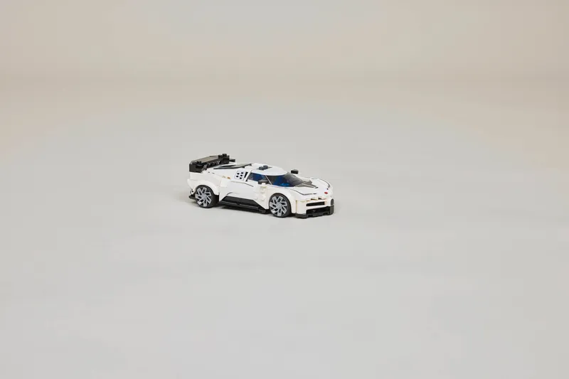Bugatti Centodieci Hyper Sports Car by LEGO – product photo 8 of 10