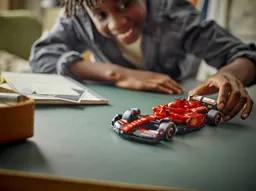 LEGO Ferrari SF-24 F1® Race Car (77242) - afbeelding 7