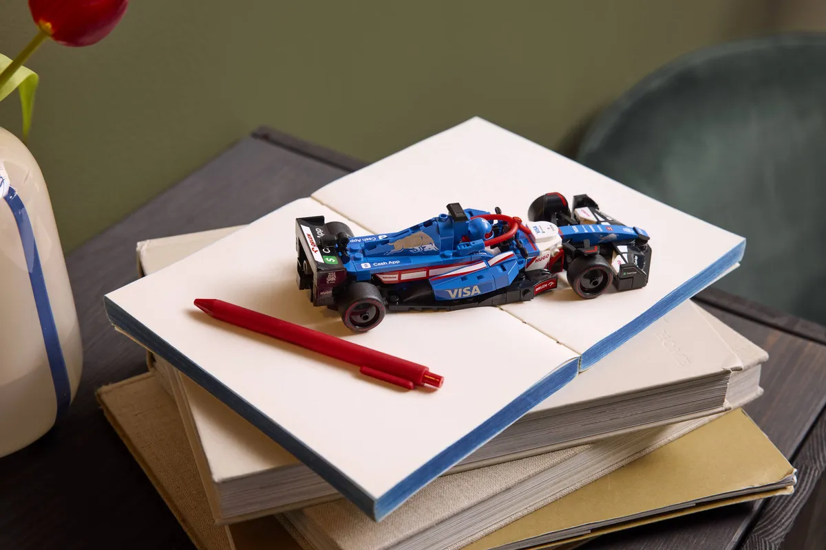 LEGO Visa Cash App RB VCARB 01 F1® Race Car (77246) - Bild 9