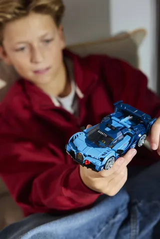 Bugatti Vision GT Hyper Sports Car by LEGO – product photo 8 of 11