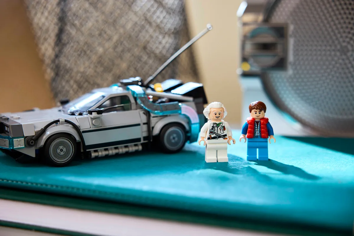 LEGO Time Machine from Back to the Future (77256) - Bild 7