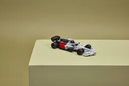 LEGO Audi Revolut F1® Team R26 Race Car (77259) - image 8