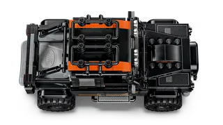 Jaguar Project 7 & Land Rover Defender van LEGO – productfoto 7 van 13