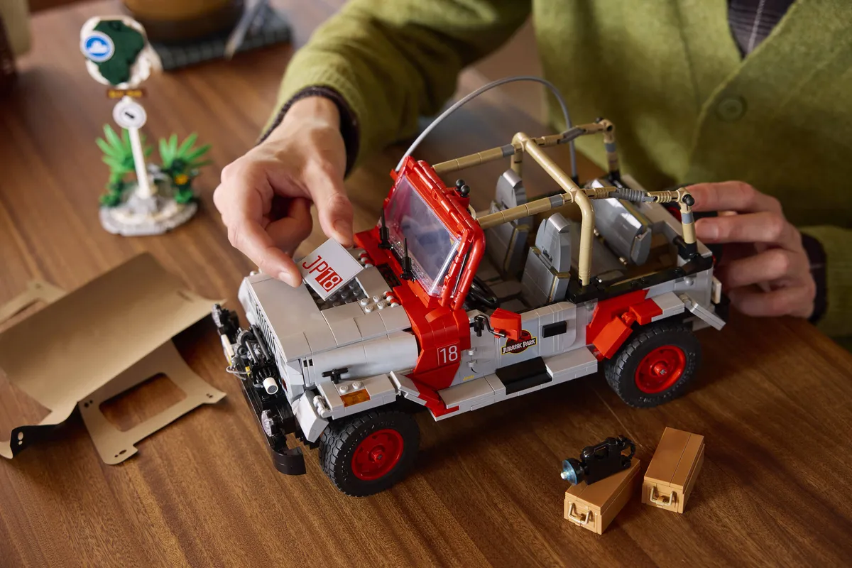 LEGO Jurassic Park Jeep® Wrangler (77984) - Bild 15