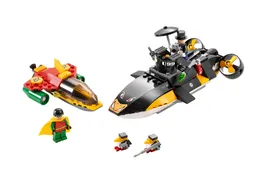 LEGO Robin's Scuba Jet: Attack of The Penguin (7885)