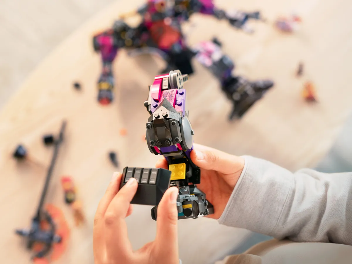 LEGO Demon Bull King (80010) - image 7