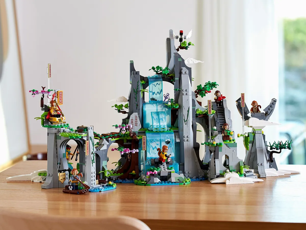 LEGO The Legendary Flower Fruit Mountain (80024) - Bild 14