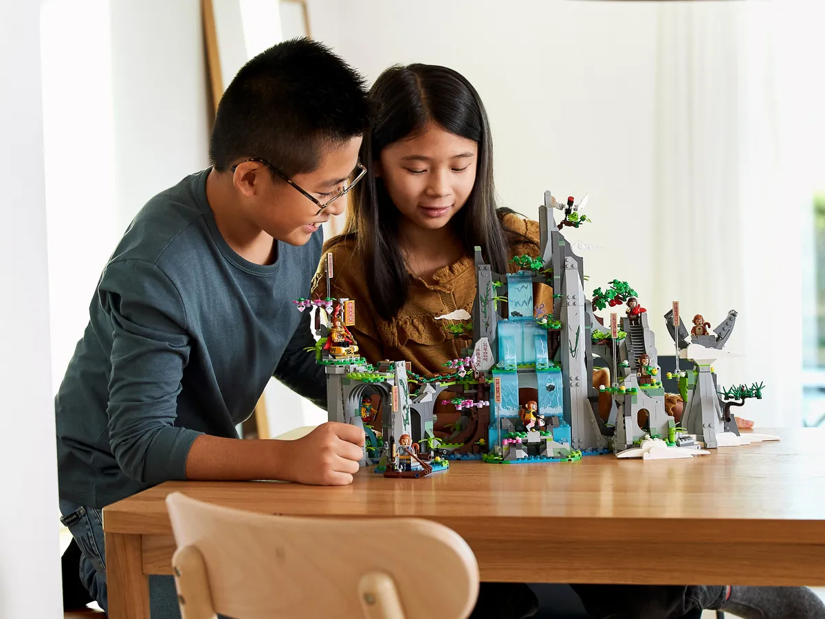 LEGO The Legendary Flower Fruit Mountain (80024) - Bild 15