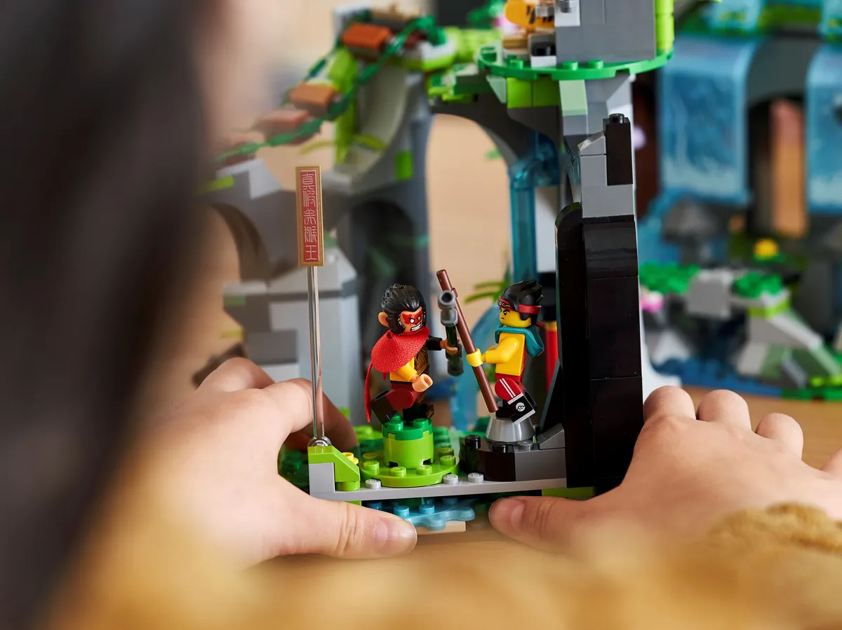 LEGO The Legendary Flower Fruit Mountain (80024) - Bild 18