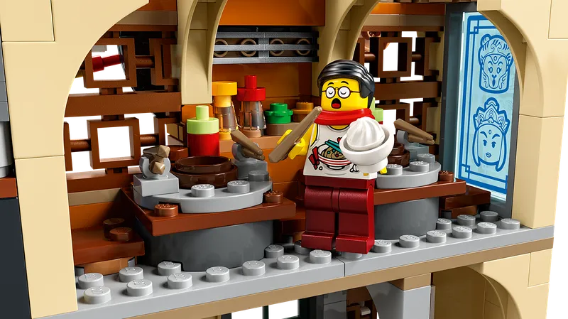 The City of Lanterns by LEGO – product photo 8 of 15