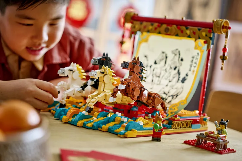 Galloping Horses Canvas van LEGO – productfoto 9 van 12