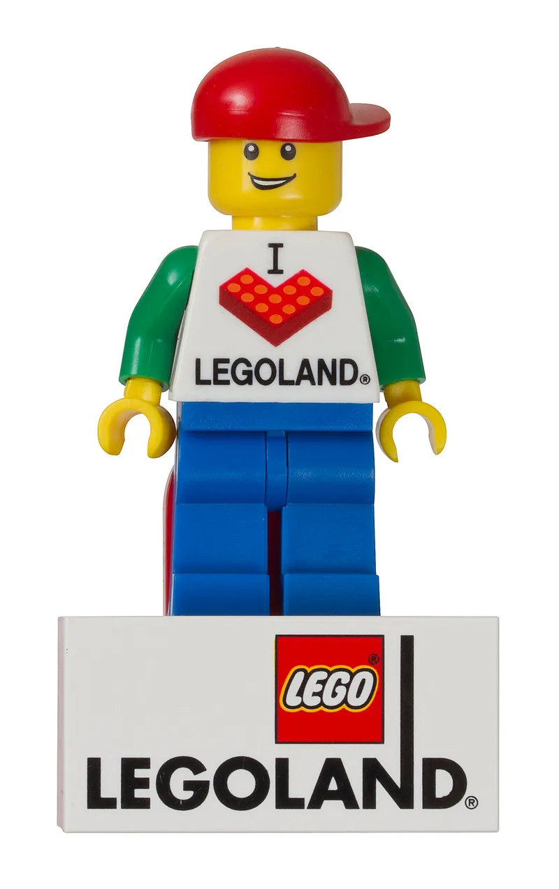 I [Heart] LEGOLAND Minifigure Magnet (Male) von LEGO – Produktfoto