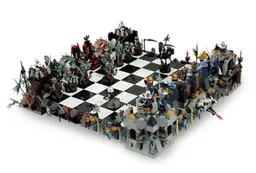 LEGO Fantasy Era Castle Giant Chess Set (852293)