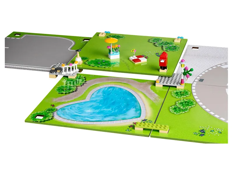Heartlake City Playmat by LEGO – product photo