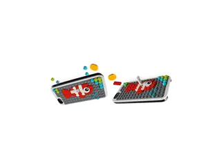 Phone Cover with Studs fra LEGO – produktfoto 3 af 3