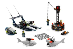 LEGO Mission 4: Speedboat Rescue (8633)